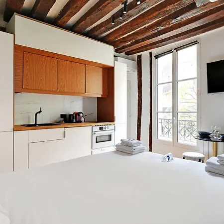 Chic A C - 2p - Le Marais Parijs